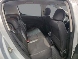 
                                                                                        Voiture
                                                                                         PEUGEOT 308 - 1.6 HDi 90 CV PREMIUM