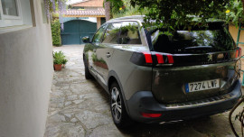 
                                                                                        Voiture
                                                                                         Peugeot 5008 Gt-Line 7 Places  automatique 04/2018