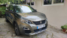 
                                                                                        Voiture
                                                                                         Peugeot 5008 Gt-Line 7 Places  automatique 04/2018