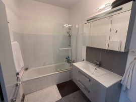 
                                                                                        Location
                                                                                         PHARO SUNSEA