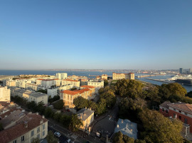 
                                                                                        Location
                                                                                         PHARO SUNSEA