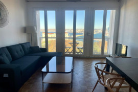 
                                                                                        Location
                                                                                         PHARO SUNSEA