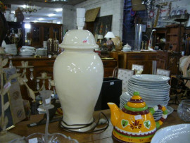
                                                                        Décoration
                                                                         Pied de lampe ivoire, promotion