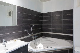 
                                                                                        Location
                                                                                         Place Castellane