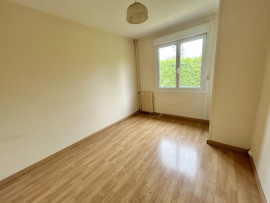 
                                                                                        Location
                                                                                         plain-pied 3 chambres jardin garage