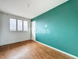 
                                                                                        Location
                                                                                         PONT-HEBERT