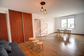 
                                                                                        Location
                                                                                         Pontault 2 pièces meublé