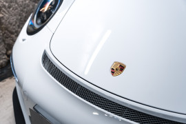
                                                                                        Voiture
                                                                                         Porsche 911 (991.1) 3.8 GT3