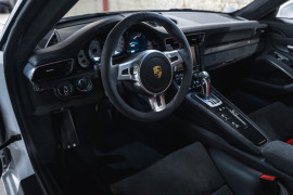 
                                                                                        Voiture
                                                                                         Porsche 911 (991.1) 3.8 GT3