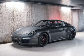 
                                                                                        Voiture
                                                                                         Porsche 911 (991.2) Targa 4S PDK 3.0 420