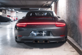 
                                                                                        Voiture
                                                                                         Porsche 911 (991.2) Targa 4S PDK 3.0 420