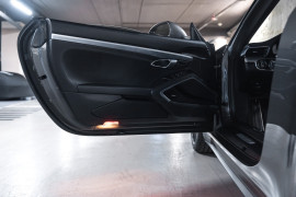 
                                                                                        Voiture
                                                                                         Porsche 911 (991.2) Targa 4S PDK 3.0 420