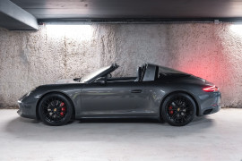 
                                                                                        Voiture
                                                                                         Porsche 911 (991.2) Targa 4S PDK 3.0 420