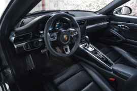 
                                                                                        Voiture
                                                                                         Porsche 911 (991.2) Targa 4S PDK 3.0 420