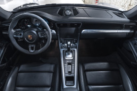 
                                                                                        Voiture
                                                                                         Porsche 911 (991.2) Targa 4S PDK 3.0 420