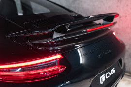 
                                                                                        Voiture
                                                                                         Porsche 911 (991.2) Turbo S 3.8 580