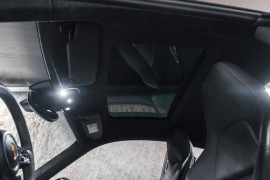 
                                                                                        Voiture
                                                                                         Porsche 911 (991.2) Turbo S 3.8 580