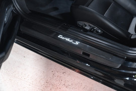 
                                                                                        Voiture
                                                                                         Porsche 911 (991.2) Turbo S 3.8 580