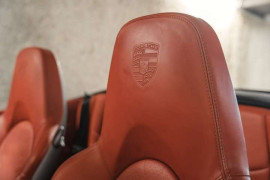 
                                                                                        Voiture
                                                                                         Porsche 911 (997.2) Carrera 4