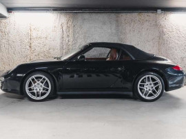 
                                                                                        Voiture
                                                                                         Porsche 911 (997.2) Carrera 4