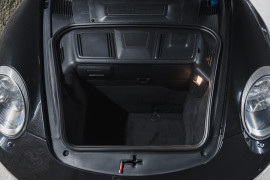 
                                                                                        Voiture
                                                                                         Porsche 911 (997.2) Carrera 4