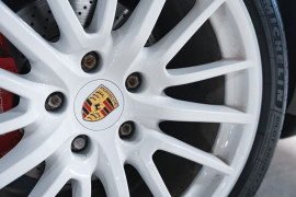 
                                                                                        Voiture
                                                                                         Porsche 911 (997.2) Carrera 4S