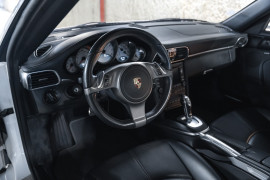 
                                                                                        Voiture
                                                                                         Porsche 911 (997.2) Carrera 4S