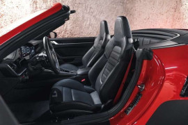 
                                                                                        Voiture
                                                                                         Porsche 992 911 (992.1) Turbo S Cabriolet 3.8 650