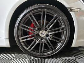 
                                                                                        Voiture
                                                                                         Porsche Boxster / 718 Boxster Black Edition