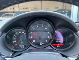 
                                                                                        Voiture
                                                                                         Porsche Boxster / 718 Boxster Black Edition