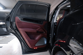 
                                                                                        Voiture
                                                                                         Porsche Cayenne (III.II) Coupe E-Hybrid V6 3.0 470