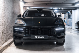 
                                                                                        Voiture
                                                                                         Porsche Cayenne (III.II) Coupe E-Hybrid V6 3.0 470