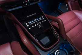 
                                                                                        Voiture
                                                                                         Porsche Cayenne (III.II) Coupe E-Hybrid V6 3.0 470