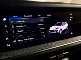 
                                                                                        Voiture
                                                                                         Porsche Cayenne (III.II) Coupe S E-Hybrid