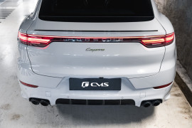 
                                                                                        Voiture
                                                                                         Porsche Cayenne (III) V6 E-Hybrid Platinum Edition