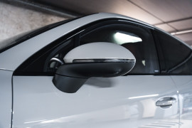 
                                                                                        Voiture
                                                                                         Porsche Cayenne (III) V6 E-Hybrid Platinum Edition