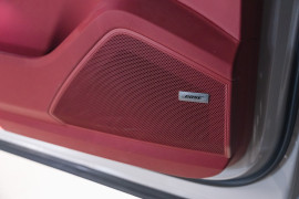 
                                                                                        Voiture
                                                                                         Porsche Cayenne (III) V6 E-Hybrid Platinum Edition