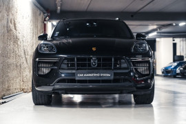 
                                                                                        Voiture
                                                                                         Porsche Macan (I.II) Turbo V6 2.9 440