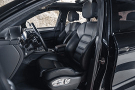 
                                                                                        Voiture
                                                                                         Porsche Macan (I.II) Turbo V6 2.9 440