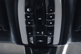 
                                                                                        Voiture
                                                                                         Porsche Macan (I.II) Turbo V6 2.9 440