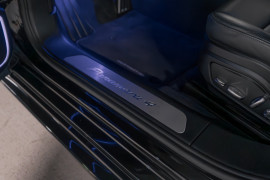 
                                                                                        Voiture
                                                                                         Porsche Panamera 4 E-Hybrid