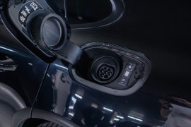 
                                                                                        Voiture
                                                                                         Porsche Panamera 4 E-Hybrid
