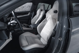 
                                                                                        Voiture
                                                                                         Porsche Panamera (III.I) Turbo S E-Hybrid