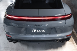 
                                                                                        Voiture
                                                                                         Porsche Panamera (III.I) Turbo S E-Hybrid