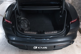 
                                                                                        Voiture
                                                                                         Porsche Taycan