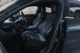 
                                                                                        Voiture
                                                                                         Porsche Taycan