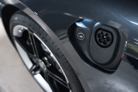 
                                                                                        Voiture
                                                                                         Porsche Taycan