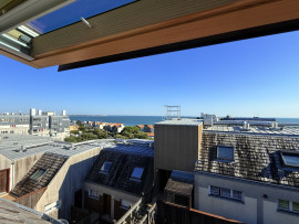 
                                                                                        Vente
                                                                                         PORT DE PLAISANCE/MINIMES - AVEC BOX