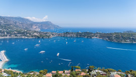 
                                                                                        Vente
                                                                                         Pour horizon, la Méditerranée