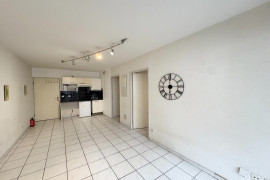 
                                                                                        Location
                                                                                         Prado blanche